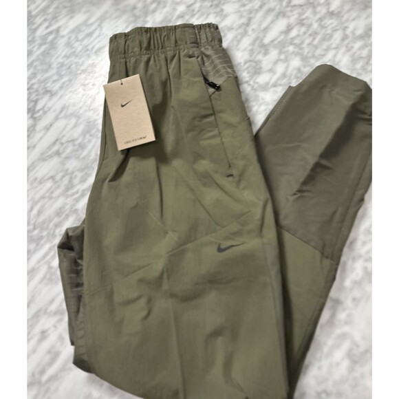 Nike Dri-FIT Pants Mens Small APS ADV Woven Versatile Trousers Standard Active - Picture 4 of 9